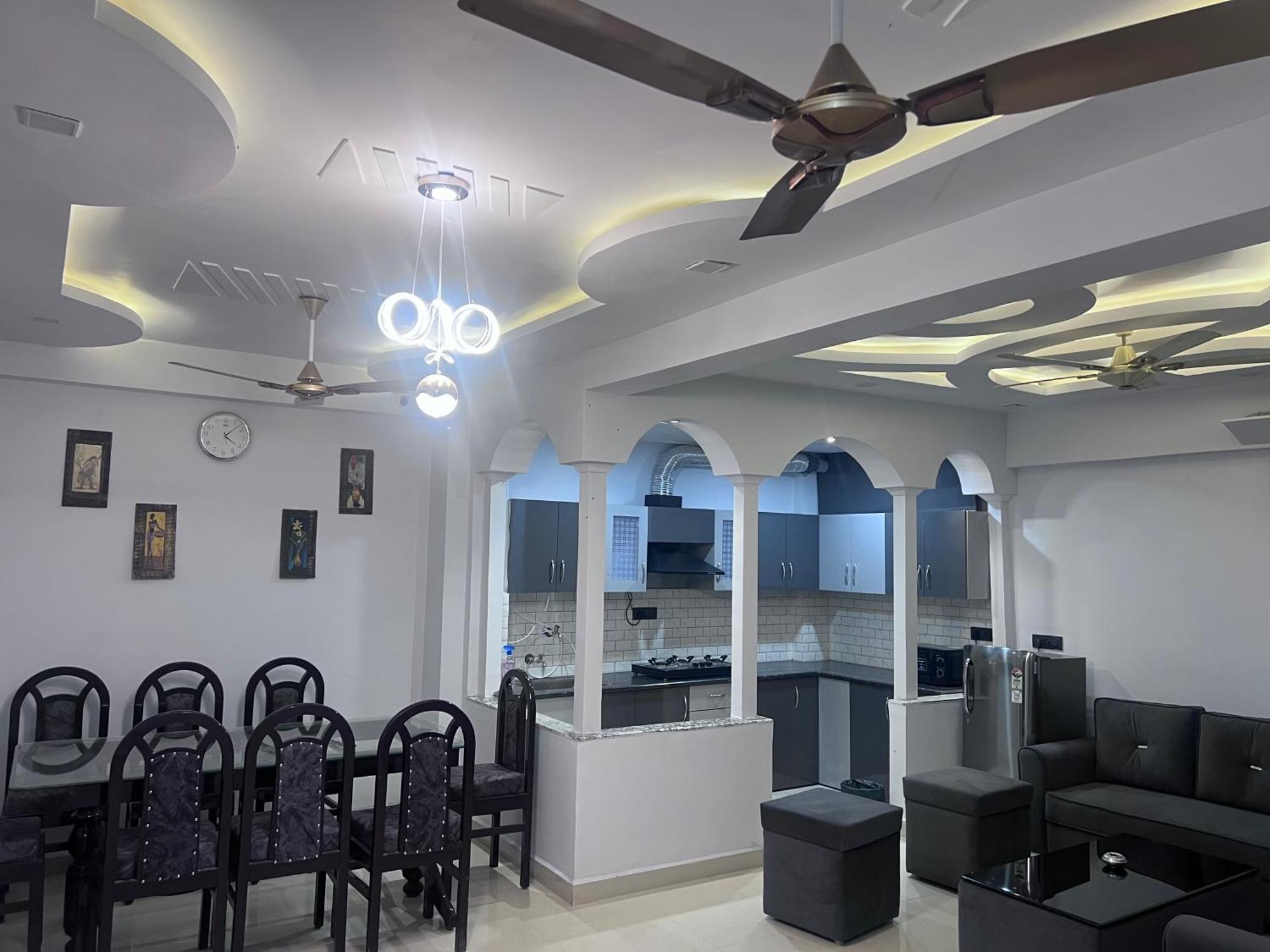 J K Apartment Prayagraj Luaran gambar