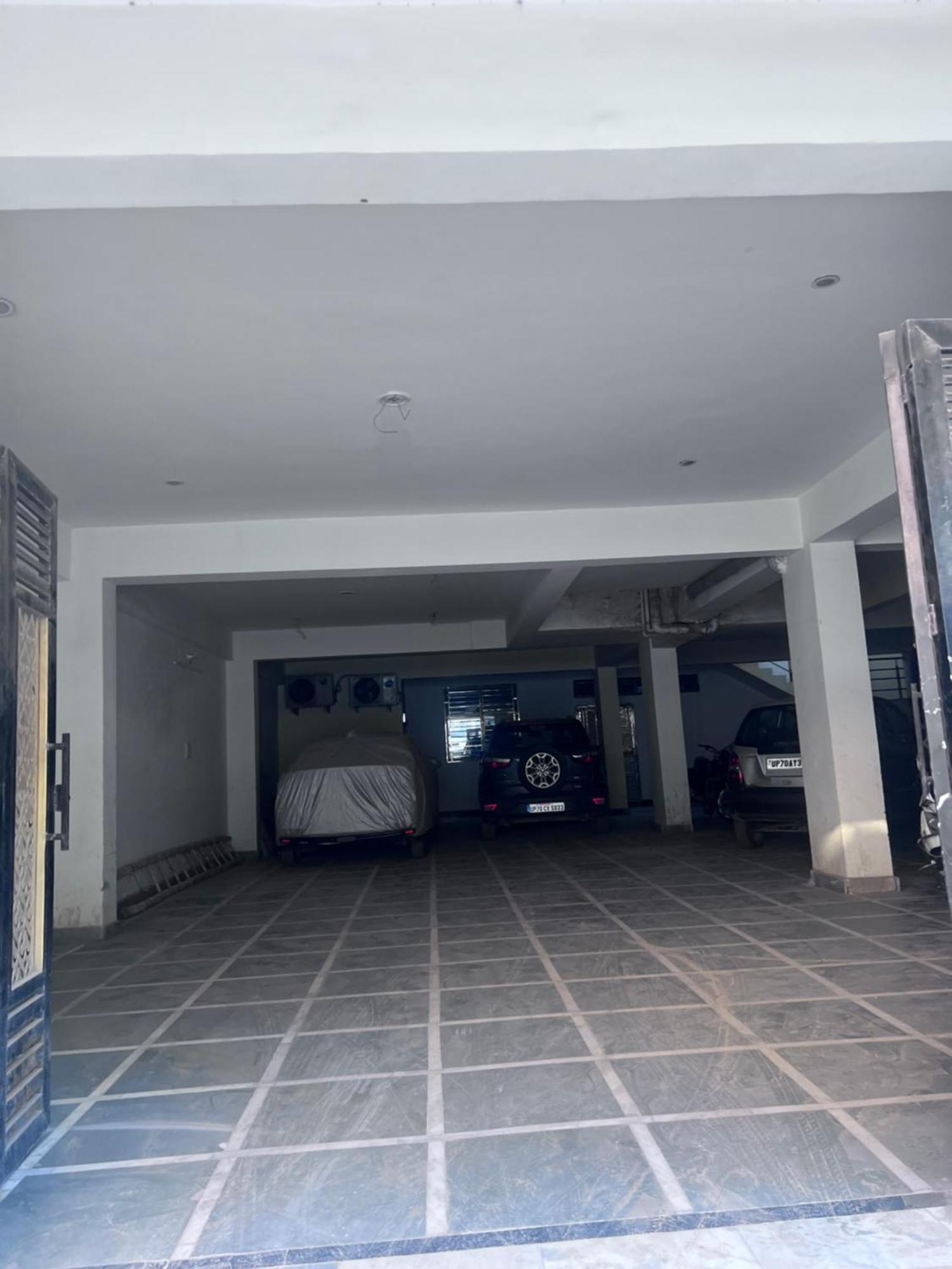 J K Apartment Prayagraj Luaran gambar