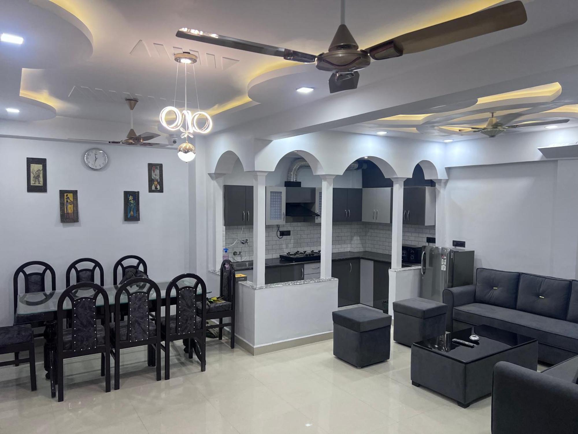 J K Apartment Prayagraj Luaran gambar