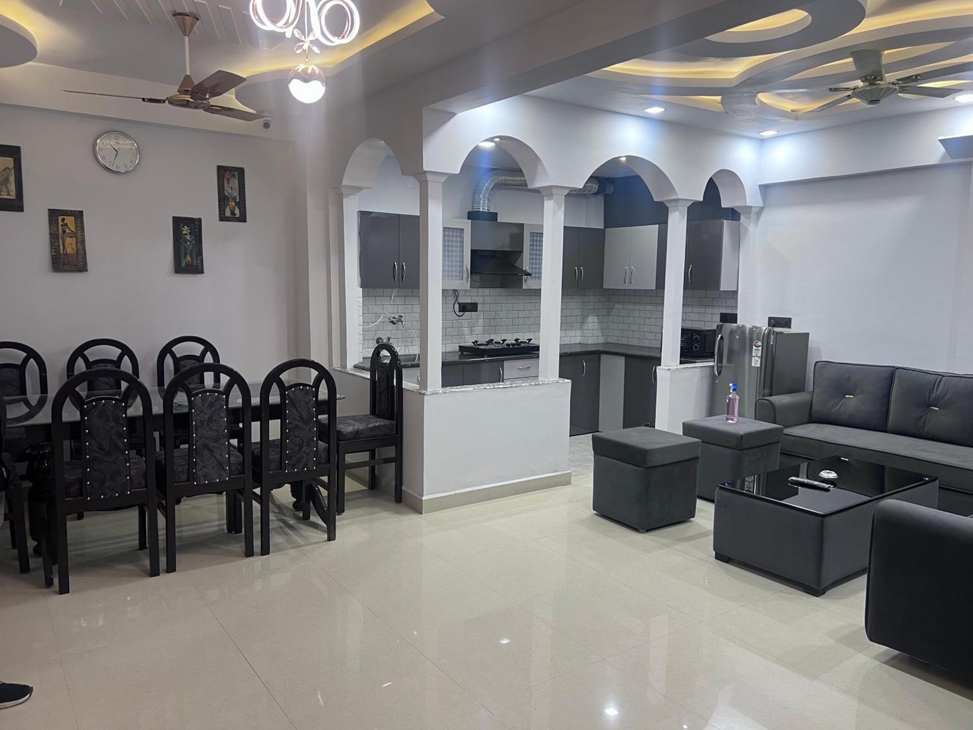 J K Apartment Prayagraj Luaran gambar